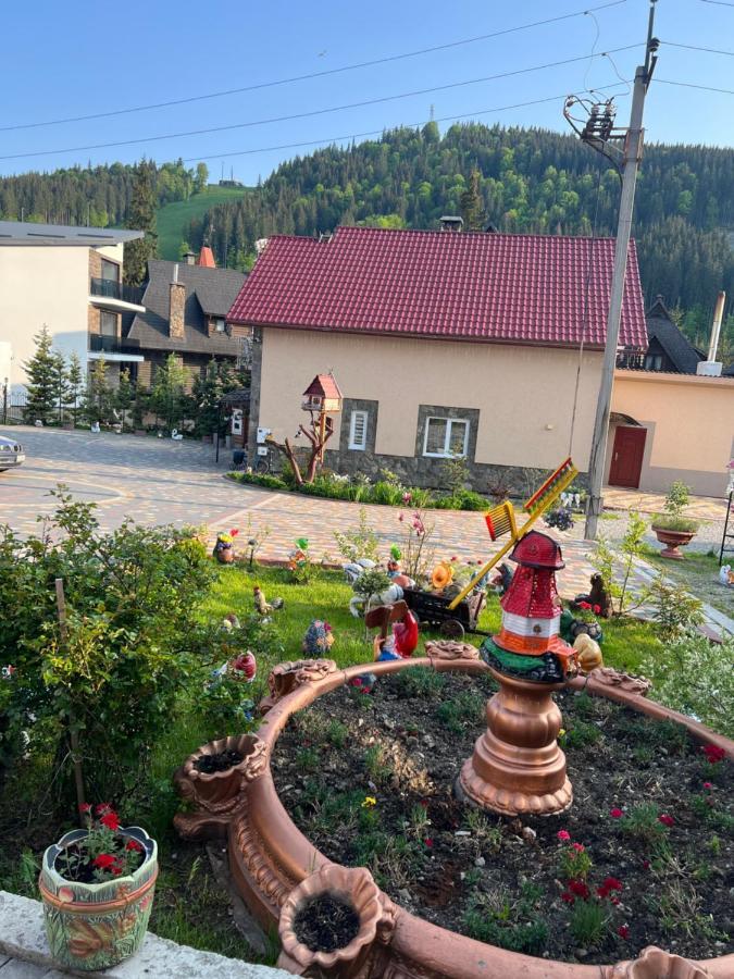 Sadyba U Halyny Sunrise Bukovel Exterior photo